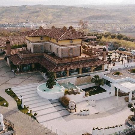 Una Hotels Tenuta Contessa Farm & Spa Cosenza Montalto Uffugo Exterior photo